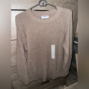 Old Navy sweater / size medium
